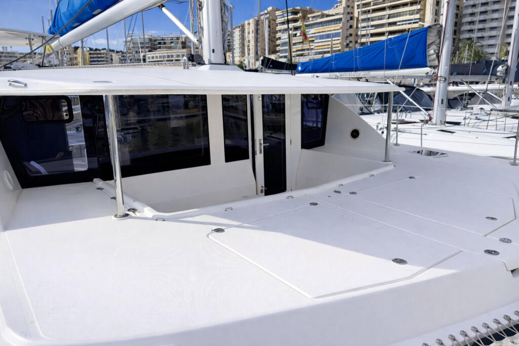 Catamaran 