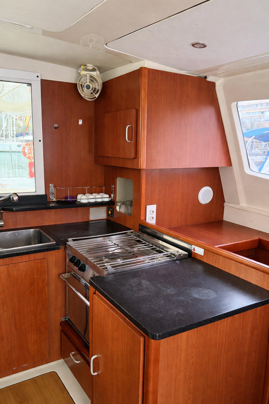 Catamaran 