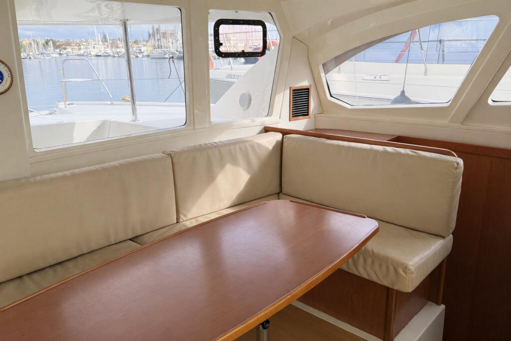 Catamaran 
