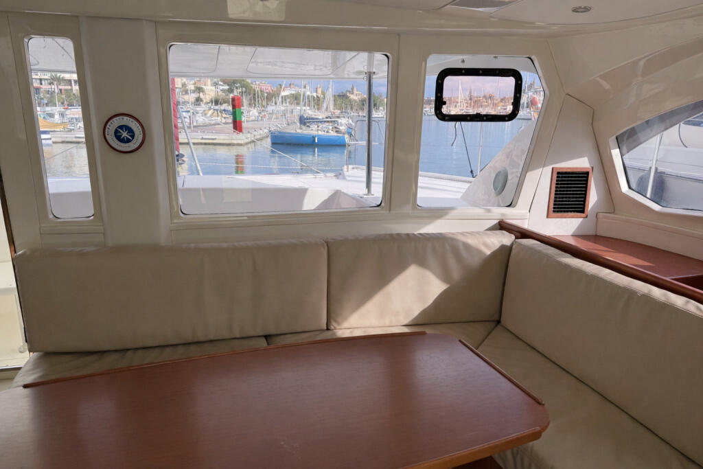 Catamaran 