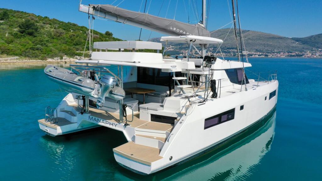 Catamaran 