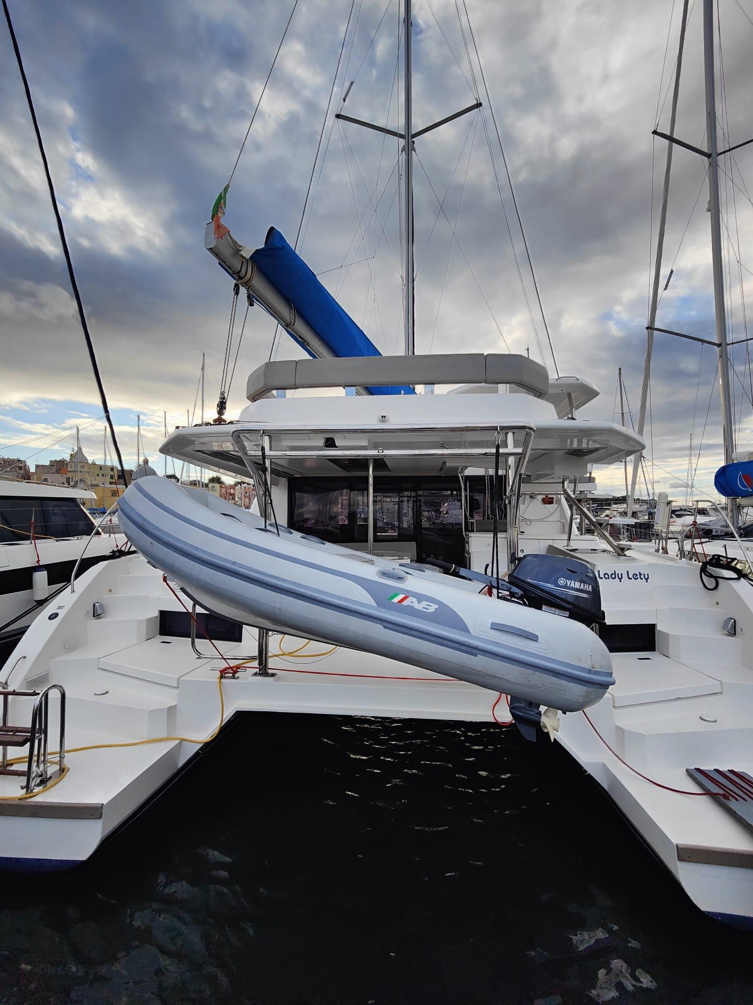 Catamaran 