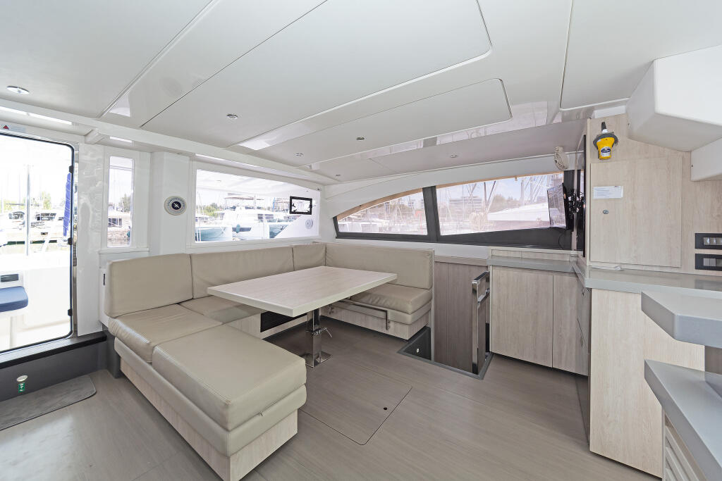 Catamaran 