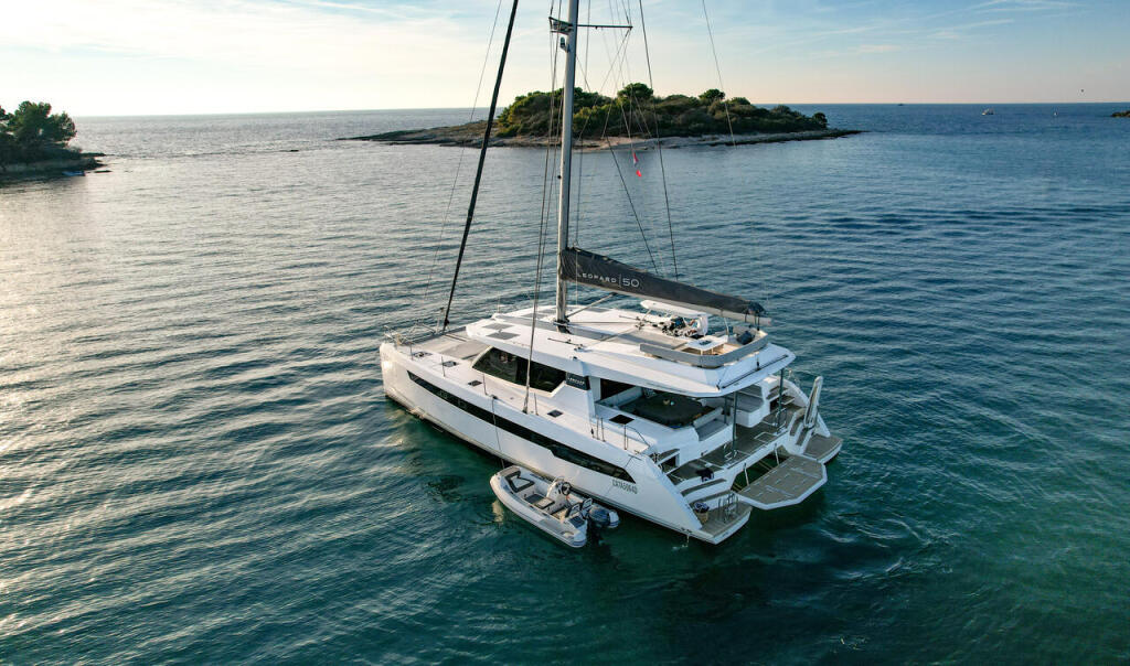 Catamaran 