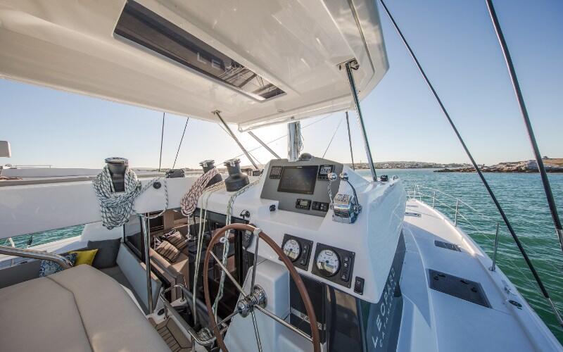 Catamaran 