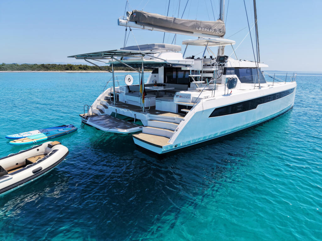 Catamaran 