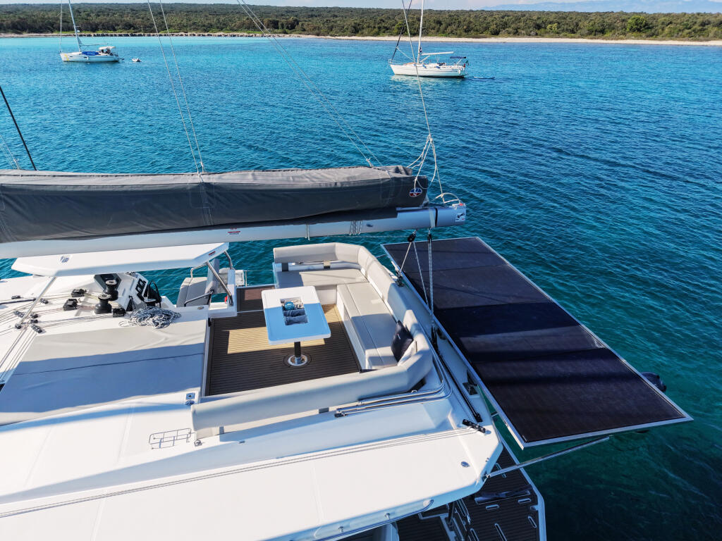 Catamaran 