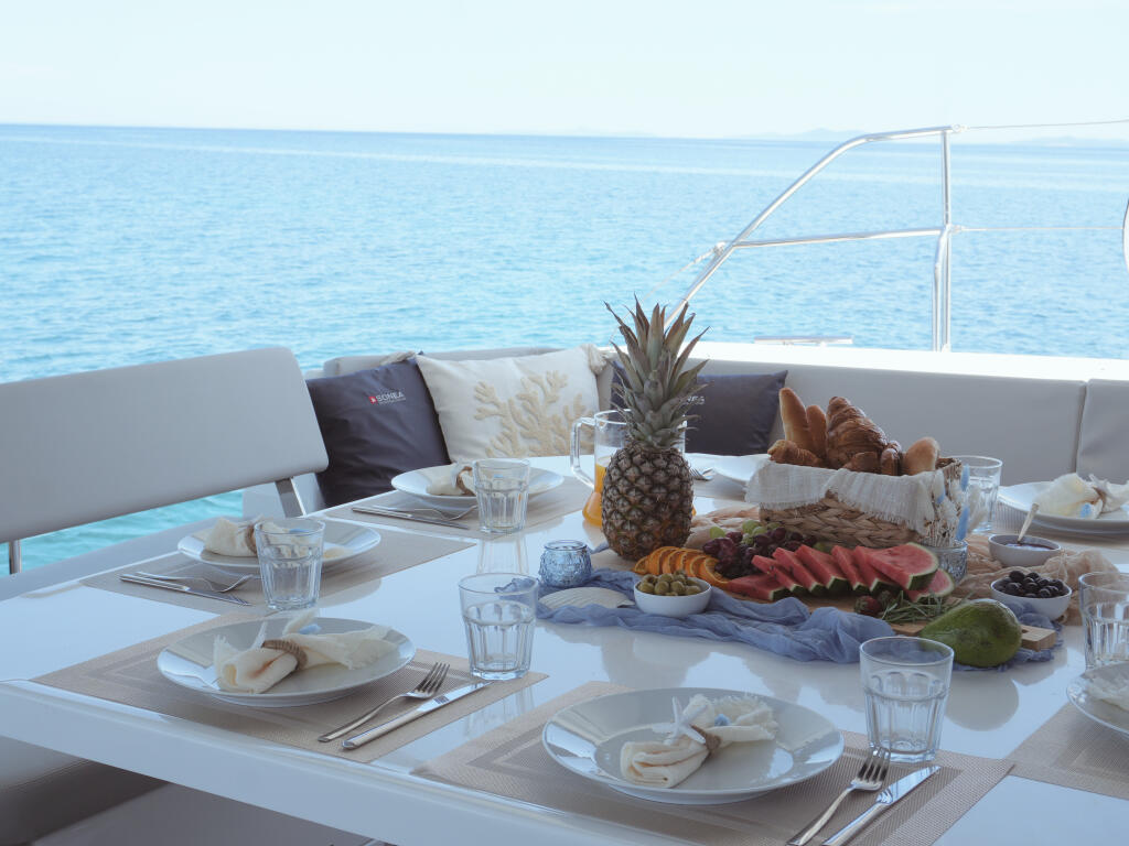 Catamaran 