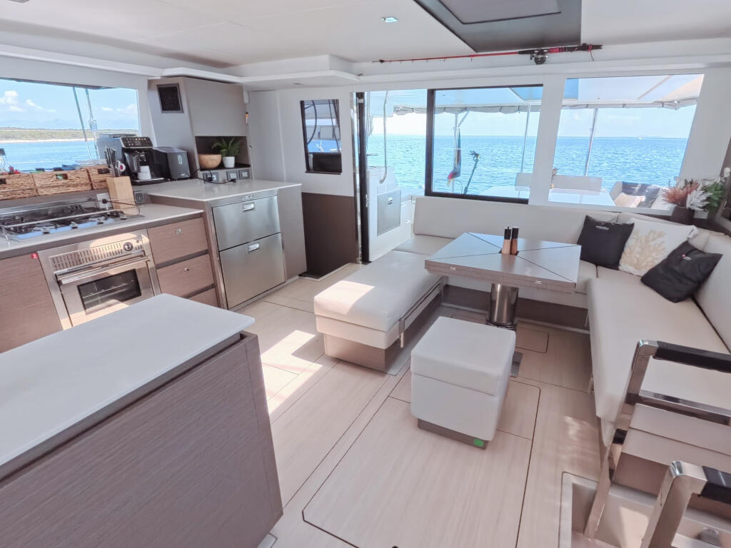 Catamaran 