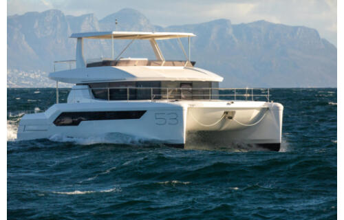 Power catamaran 