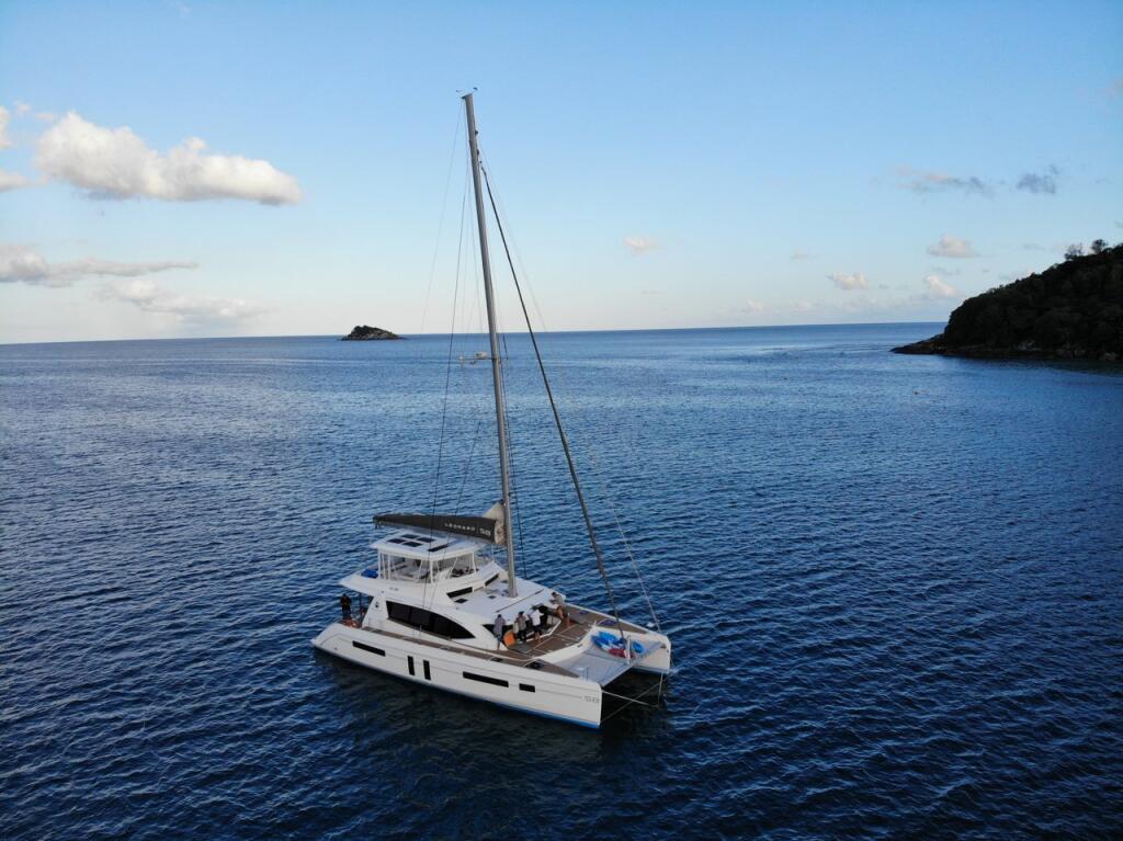 Catamaran 