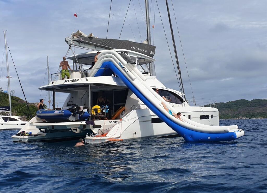 Catamaran 