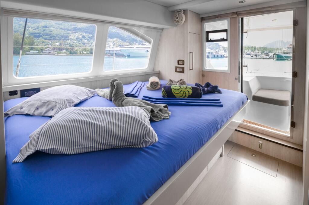 Catamaran 