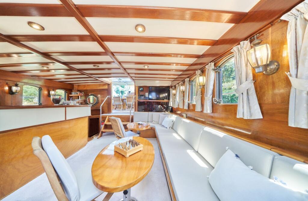 Gulet & Motor Sailer 