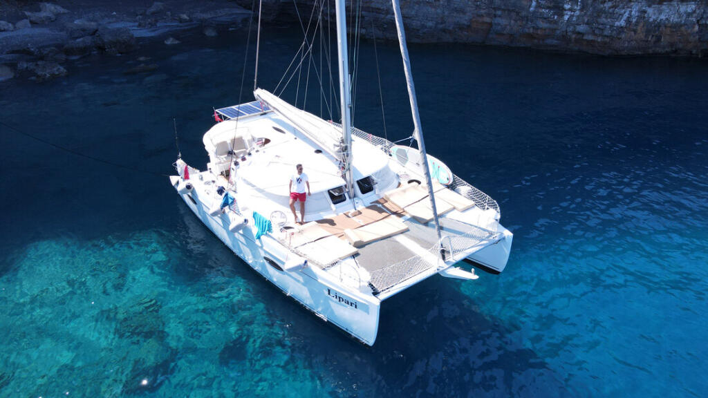 Catamaran 