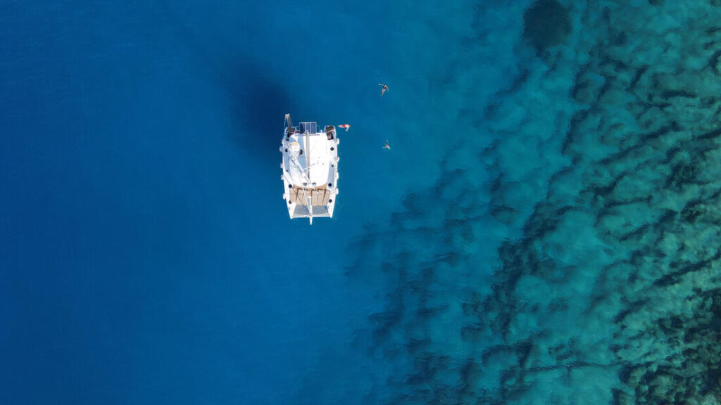 Catamaran 