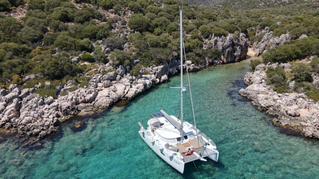 Catamaran 