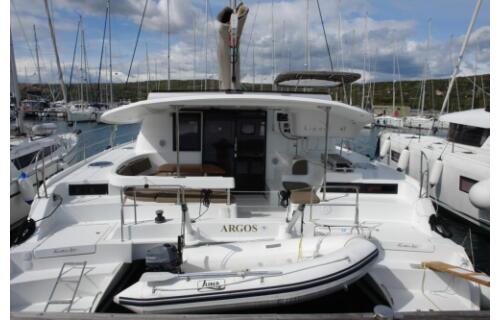 Catamaran 