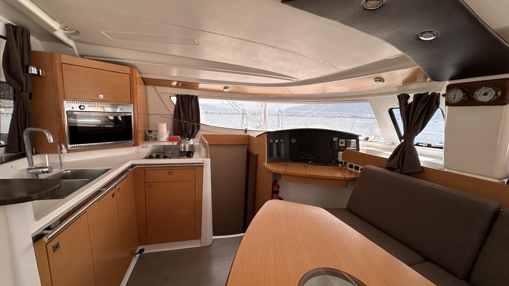 Catamaran 