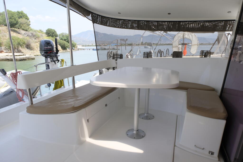 Catamaran 