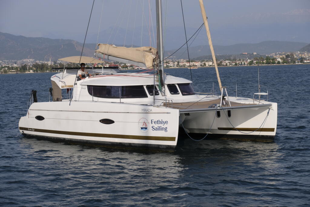 Catamaran 