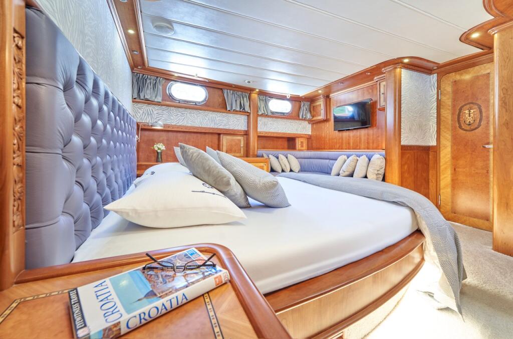 Gulet & Motor Sailer 