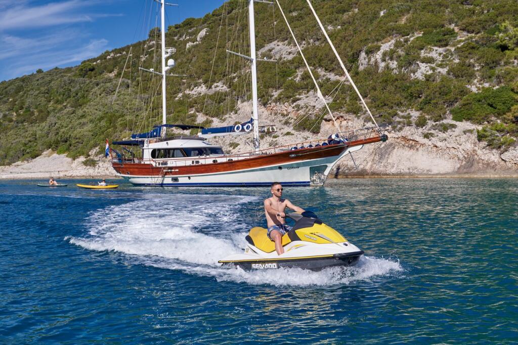 Gulet & Motor Sailer 