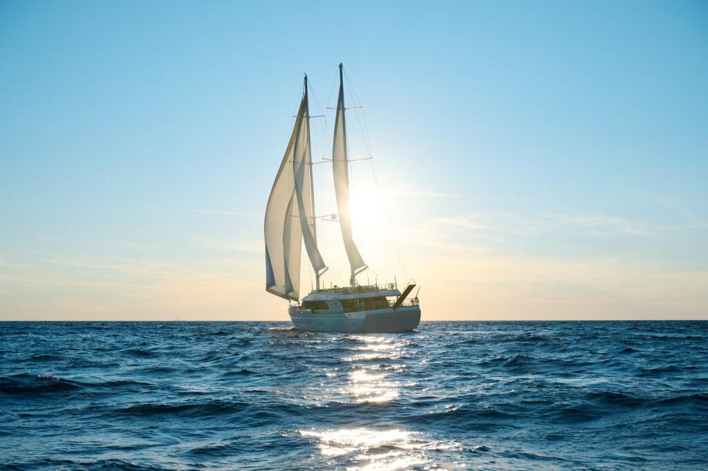 Luxury sailing yacht 