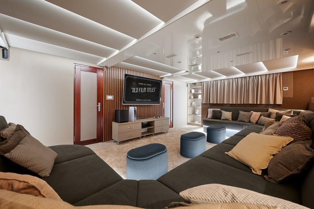 Small Cruise Ship 