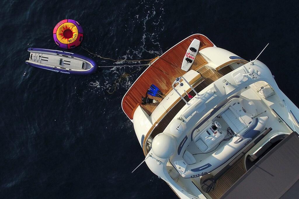 Motoryacht 