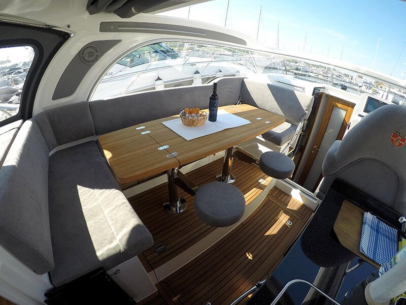 Motoryacht 