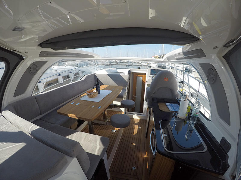 Motoryacht 