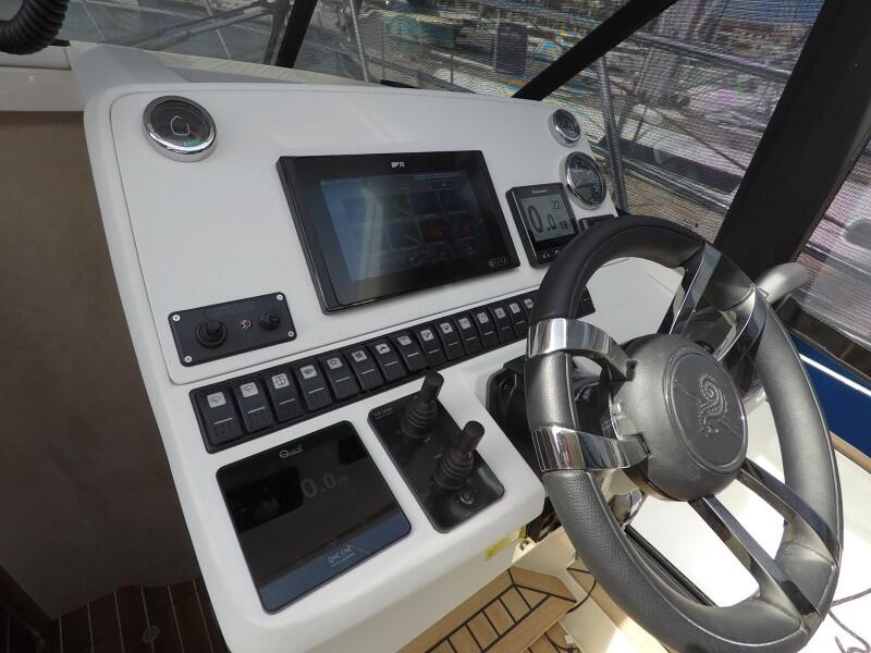 Motoryacht 