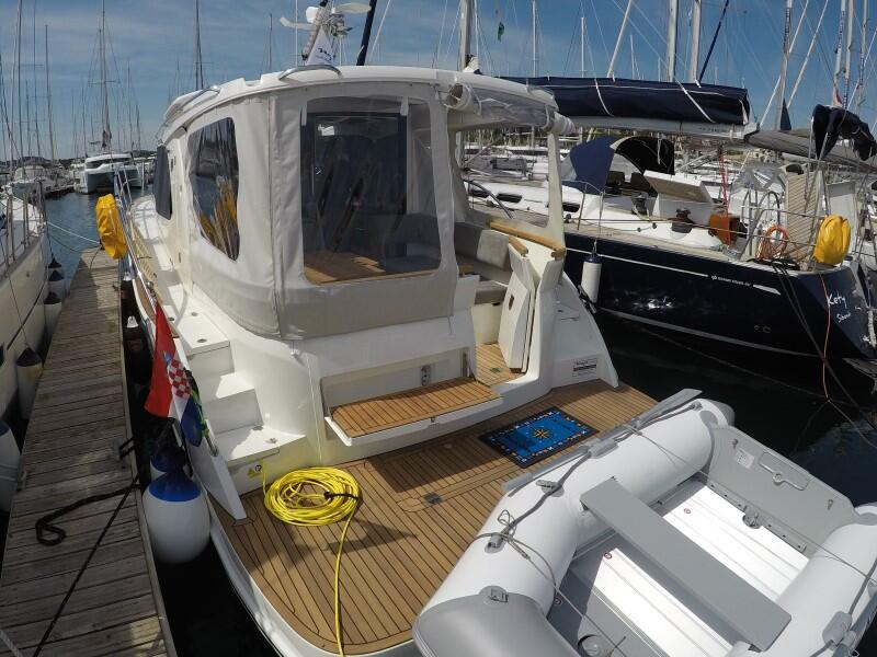 Motoryacht 