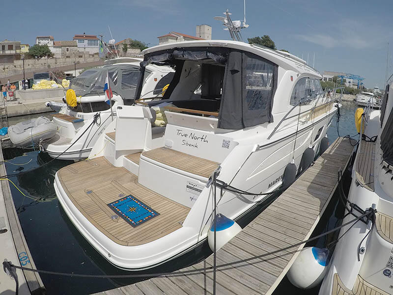 Motoryacht 