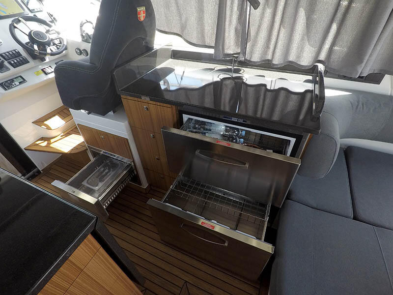 Motoryacht 
