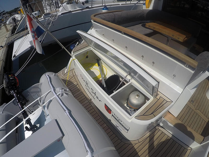 Motoryacht 