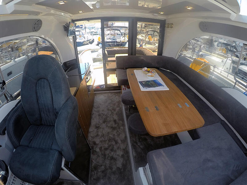 Motoryacht 