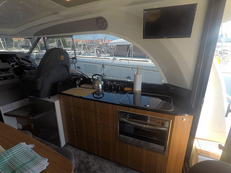 Motoryacht 