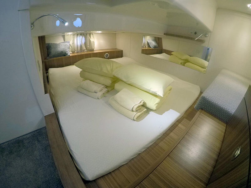 Motoryacht 