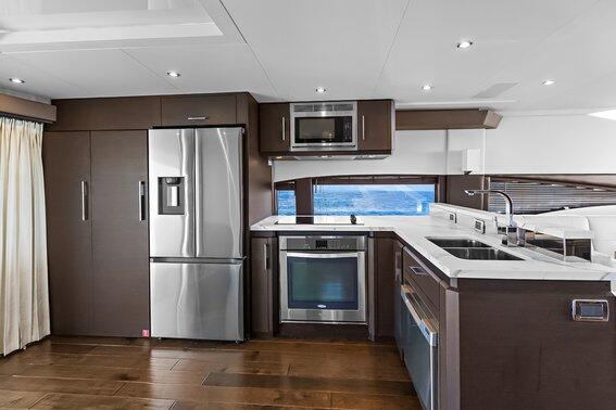 Motoryacht 