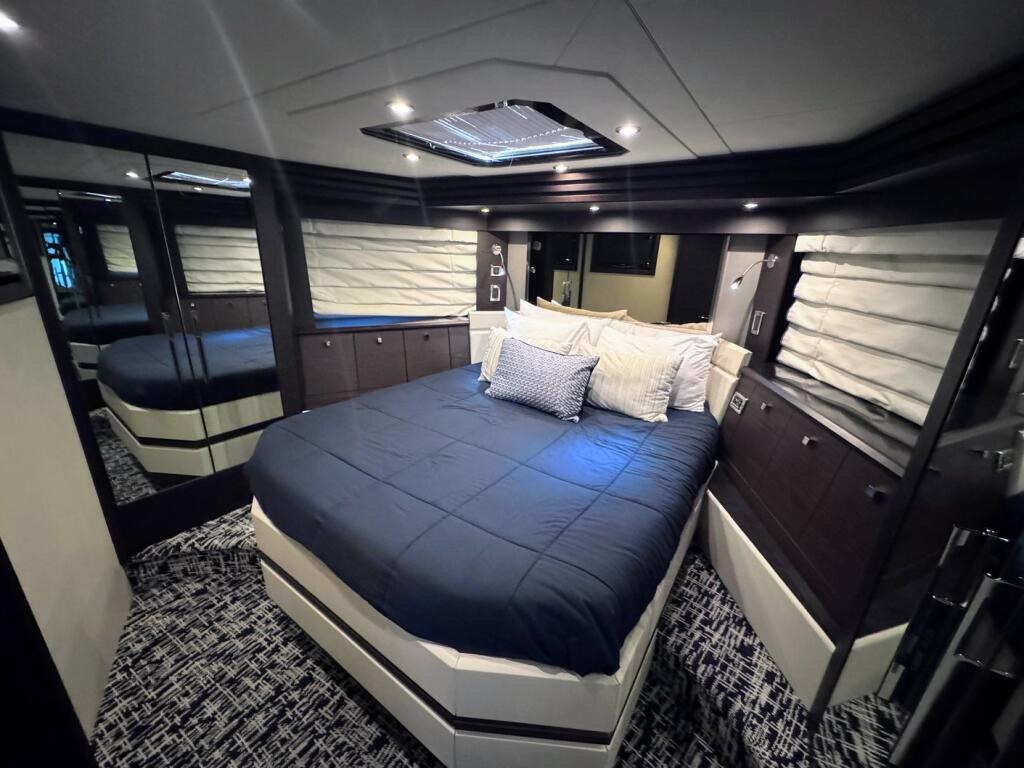 Motoryacht 