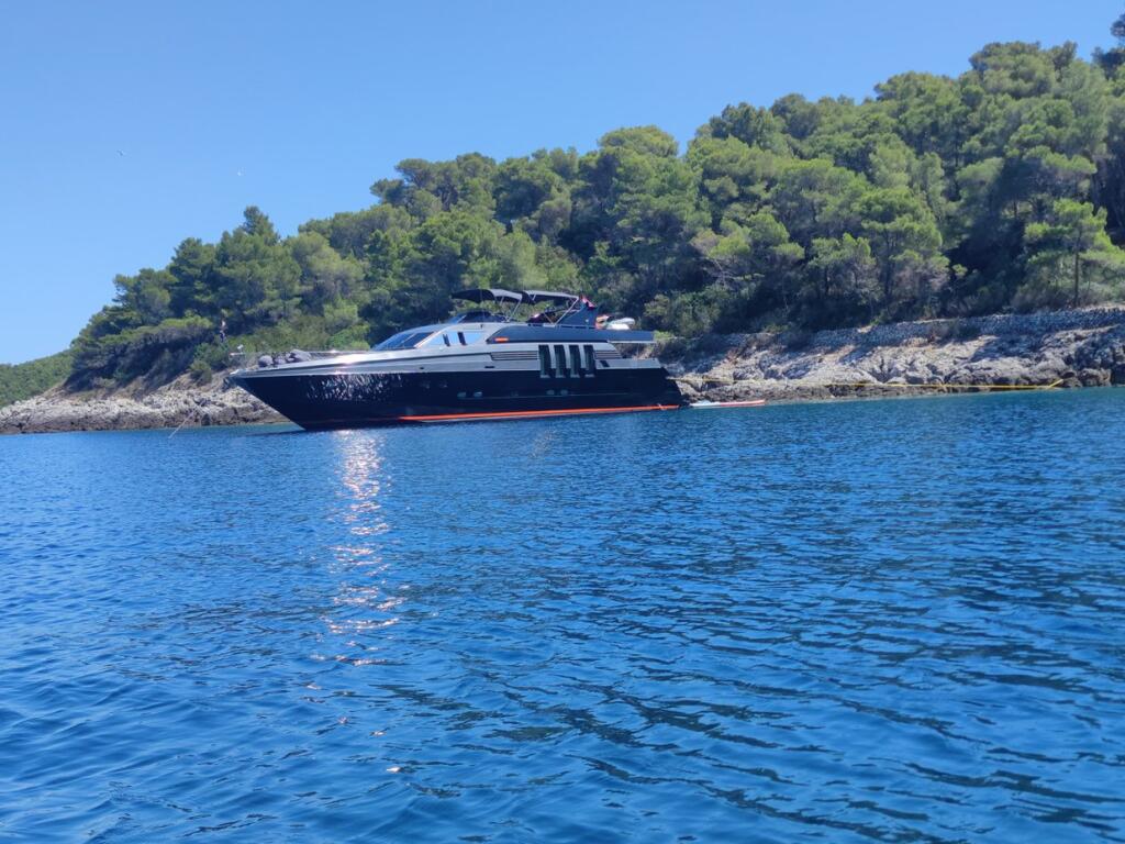 Luxury motor yacht 