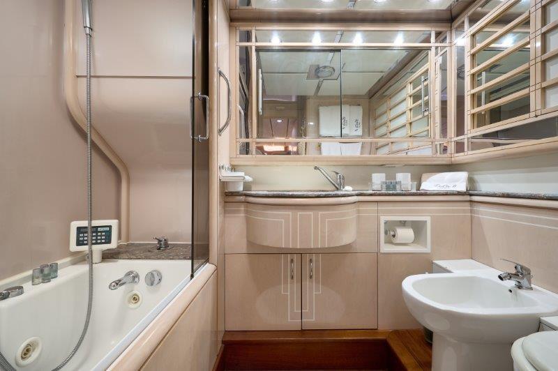 Luxury motor yacht 