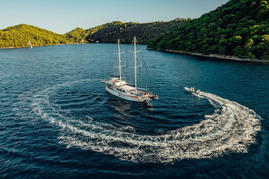 Gulet & Motor Sailer 