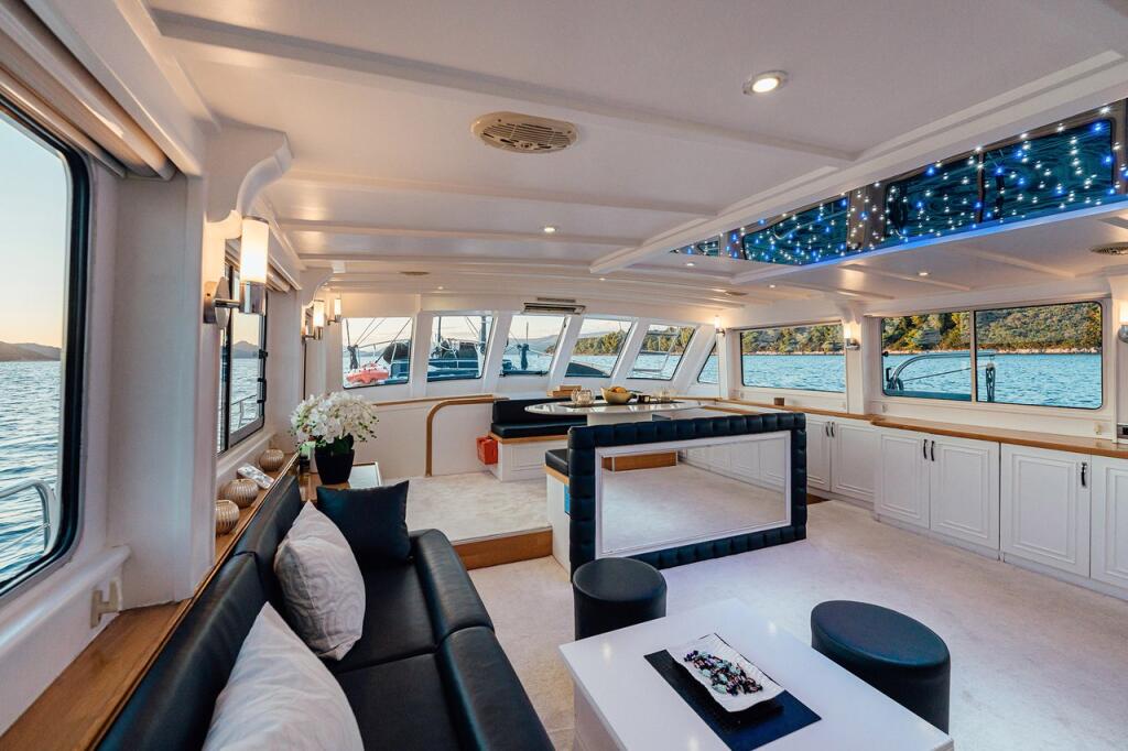 Gulet & Motor Sailer 