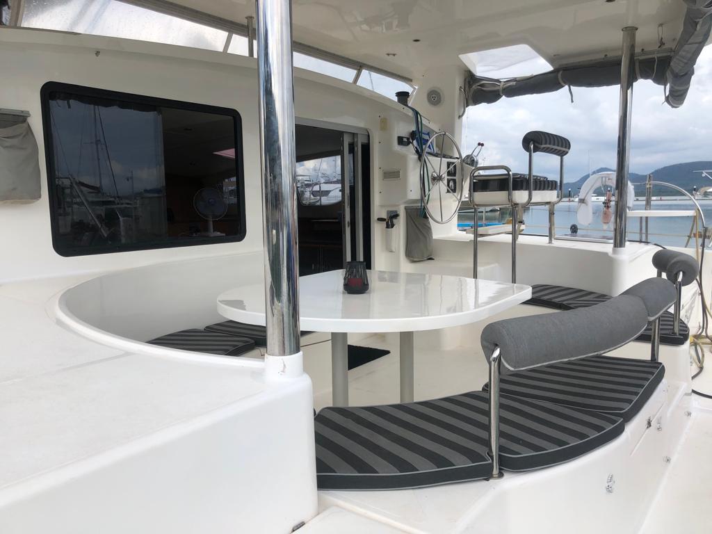 Catamaran 