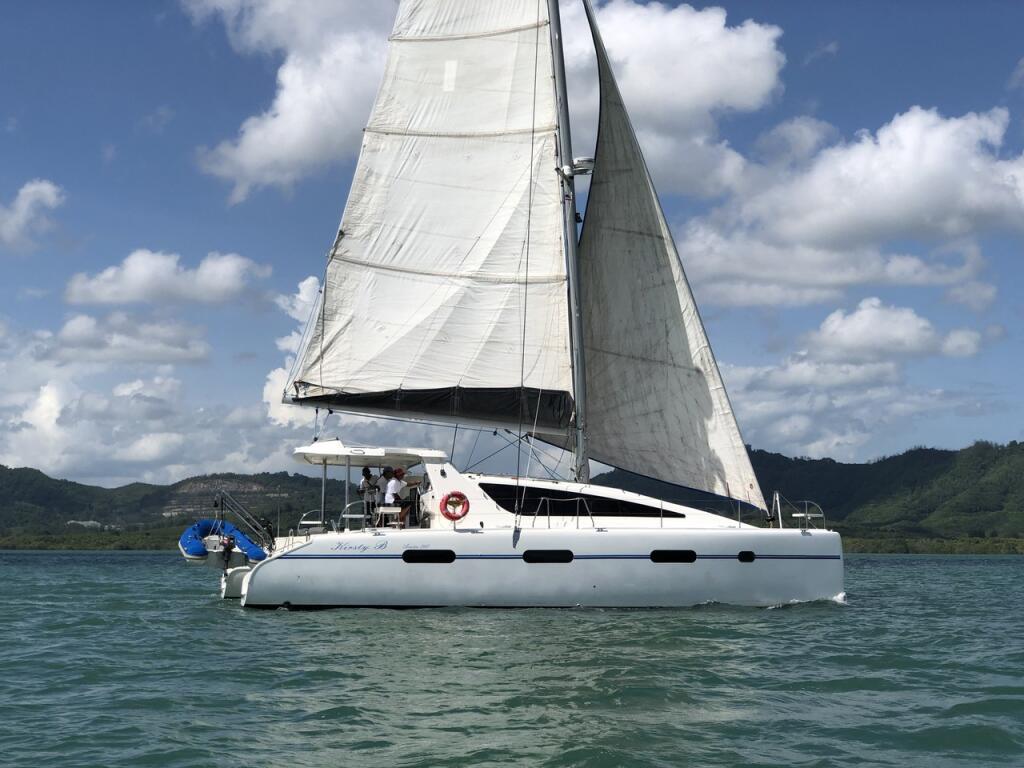 Catamaran 
