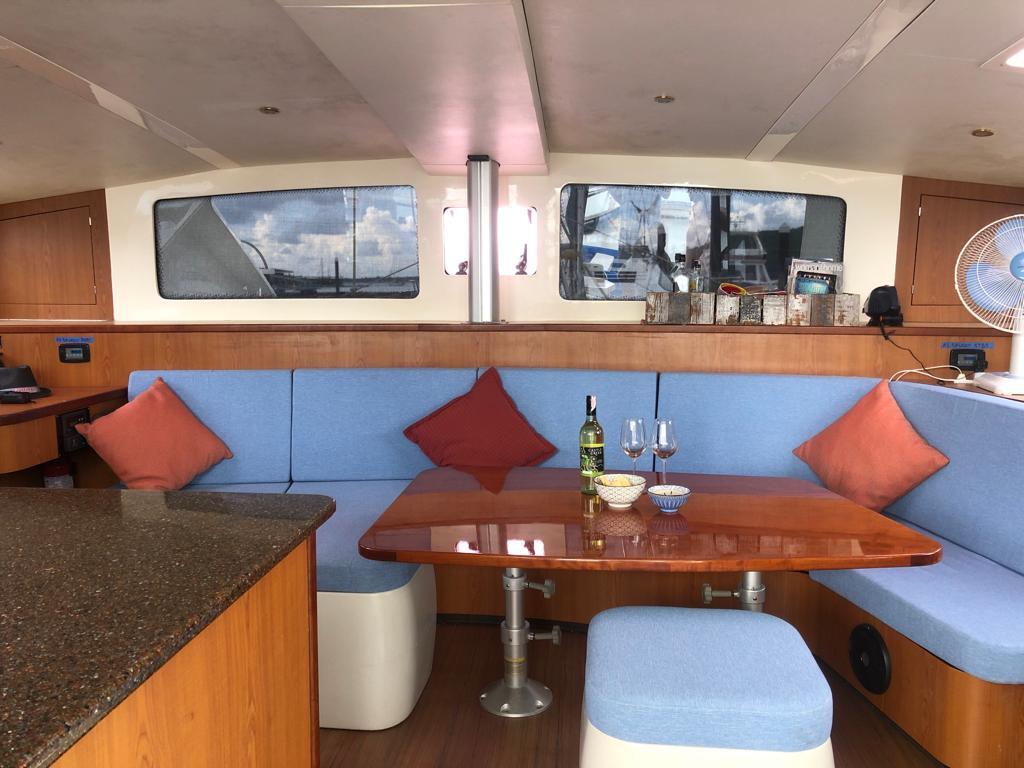 Catamaran 