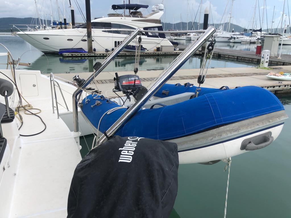 Catamaran 